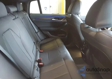 2021 BMW X4 xDrive30I z USA, uszkodzony, nr VIN 5UX2V1C0XM9H10053